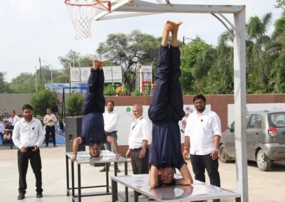 school compititcation